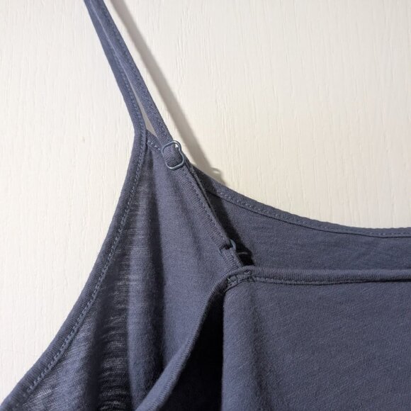 NEW American Eagle | Cropped Relaxed Cami In Blue - Picture 8 of 10